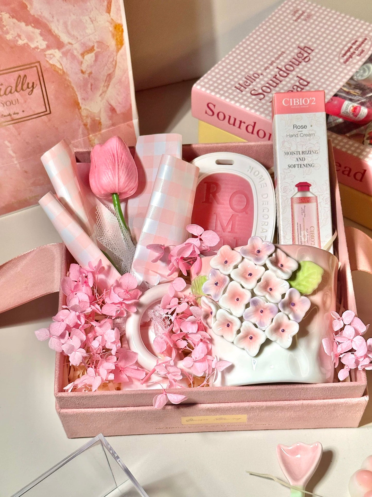 Pink Hygge Gift Box for Your Loved One