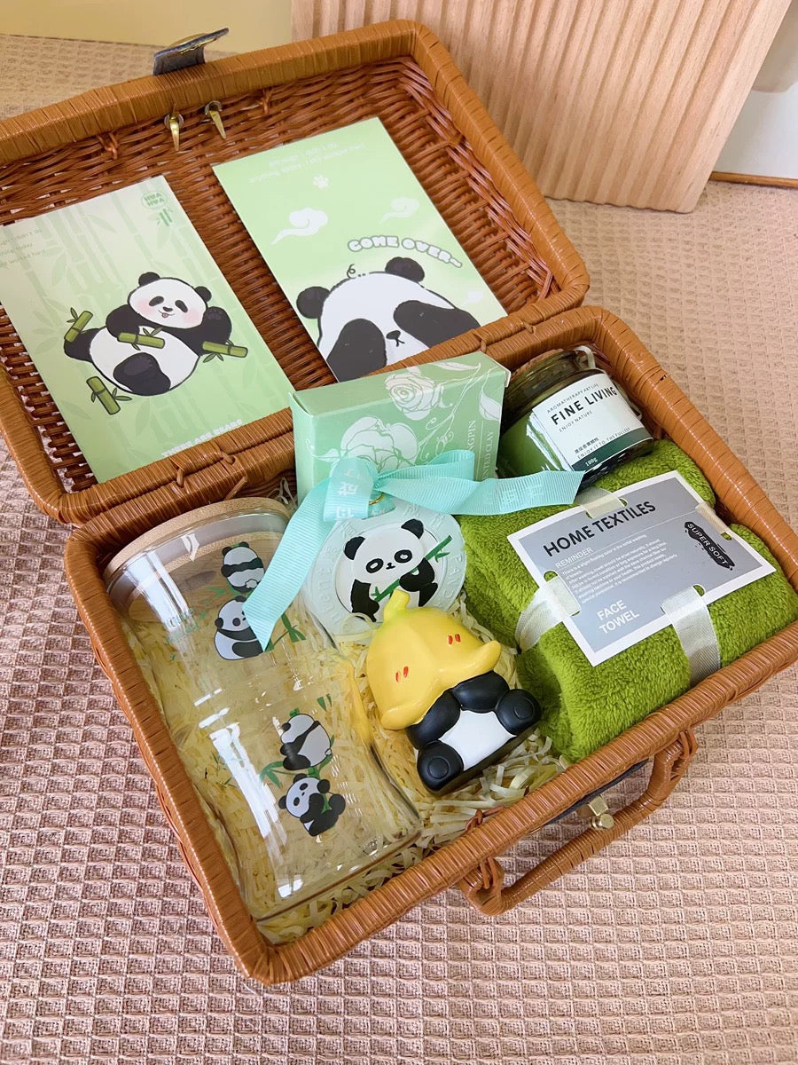 Green Panda-Themed Gift Basket Sending Healing Vibes Gift Box