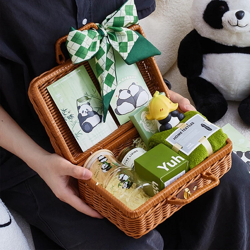 Green Panda-Themed Gift Basket Sending Healing Vibes Gift Box