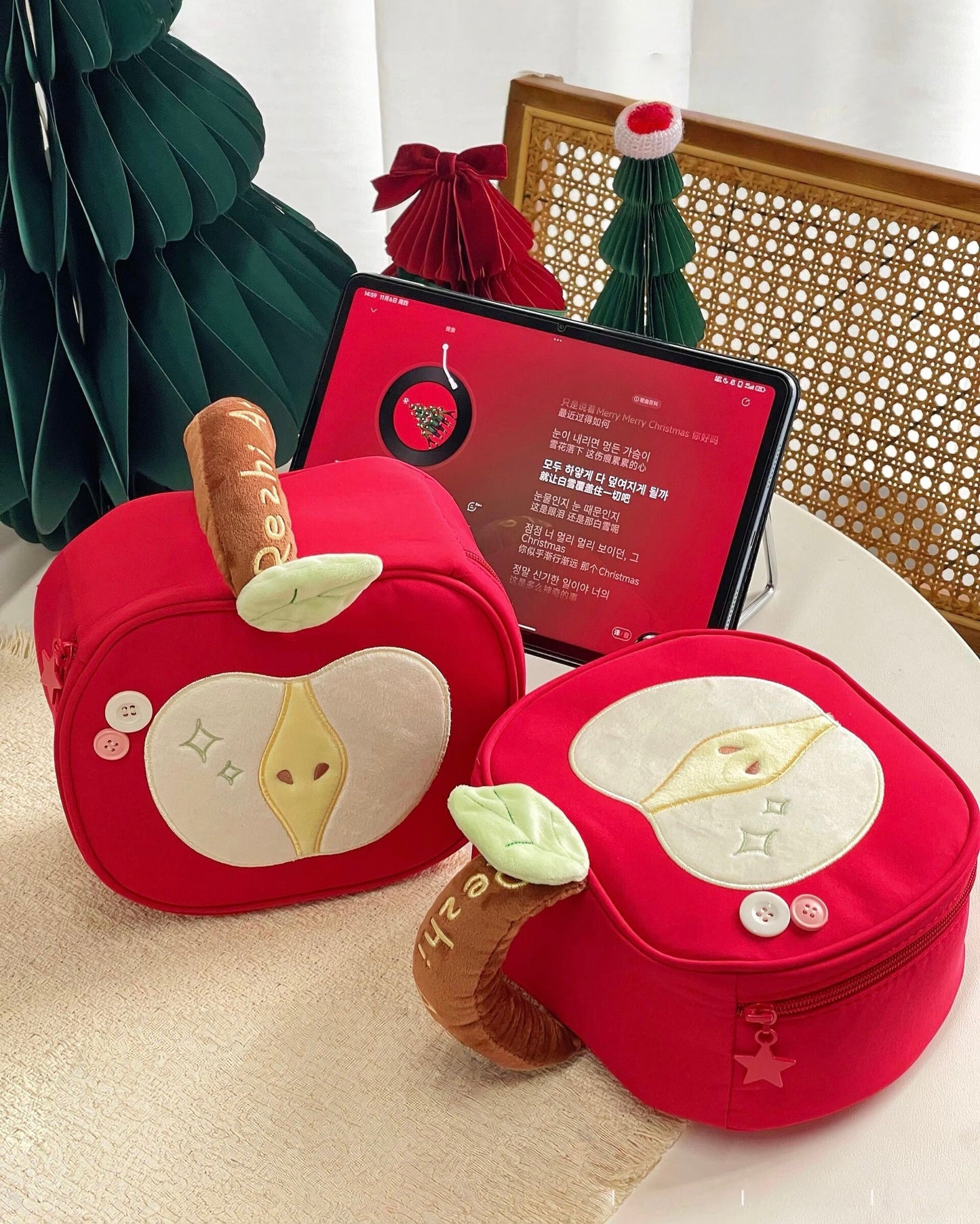 Christmas Apple Gift Box