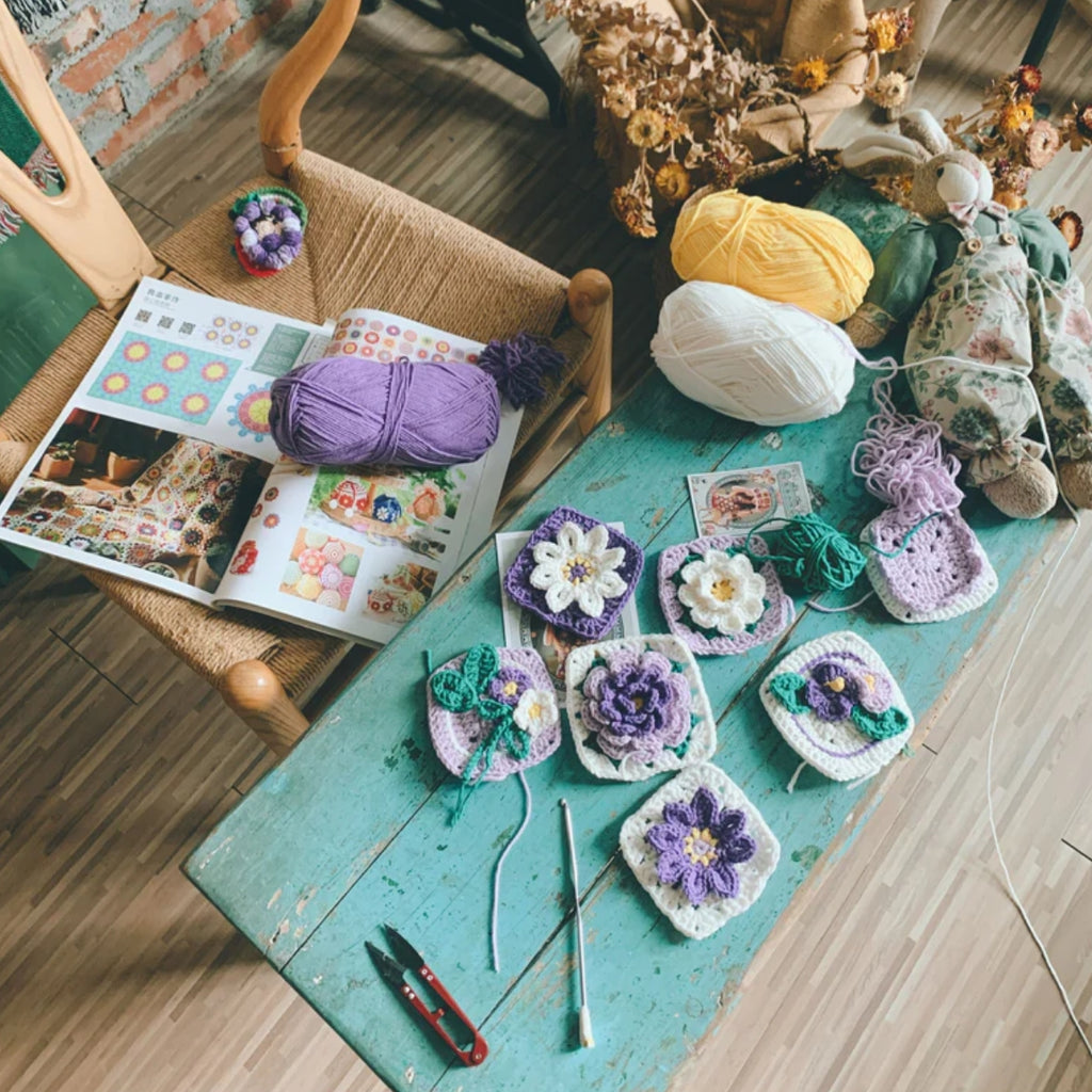 Handmade Camellia Crochet bag