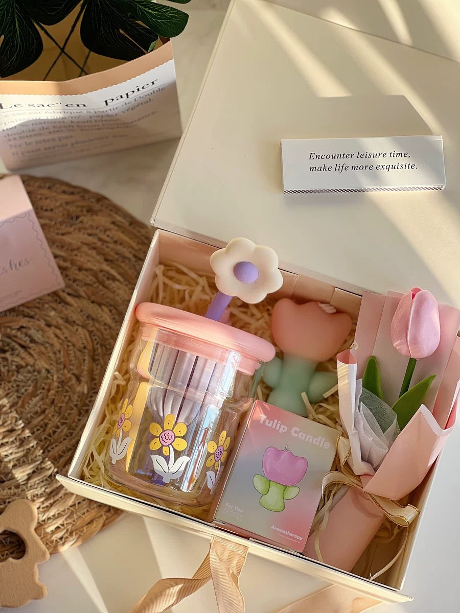 Tulip Gift Set For Women-A Heartfelt Gift for Her🌷