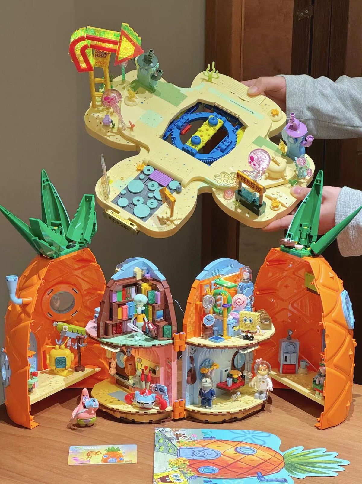 Pineapple House Building Blocks Set