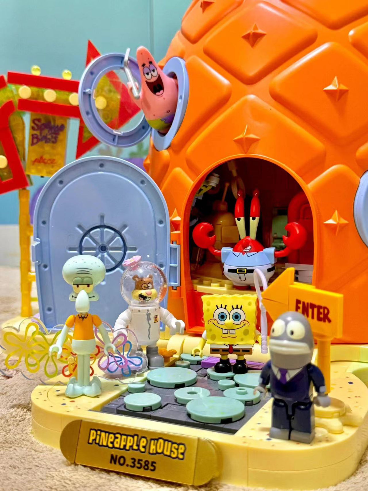 Pineapple House Building Blocks Set
