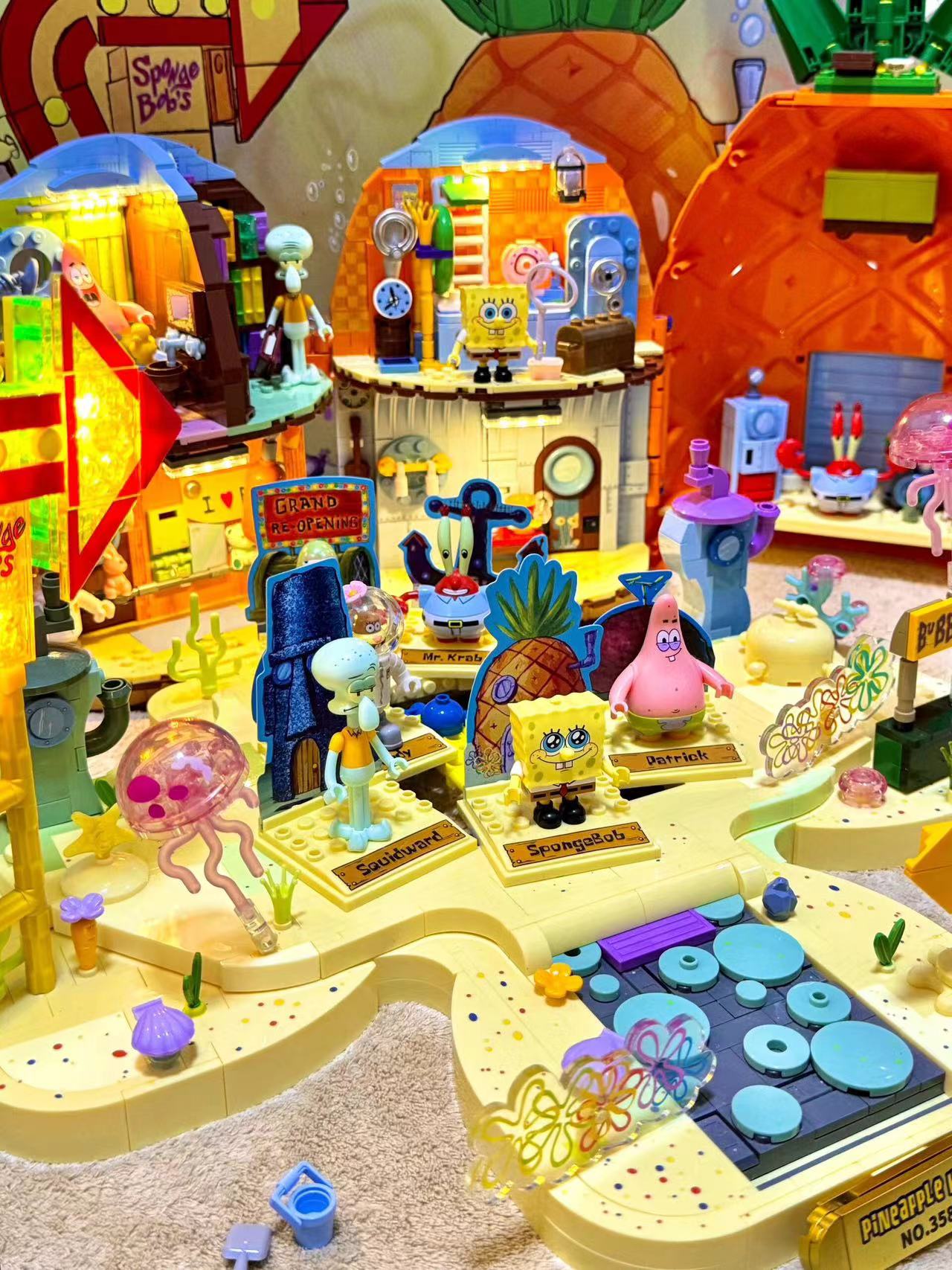 Krusty Krab Restaurant Cartoon Building Blocks Bricks Set US Tax-Free