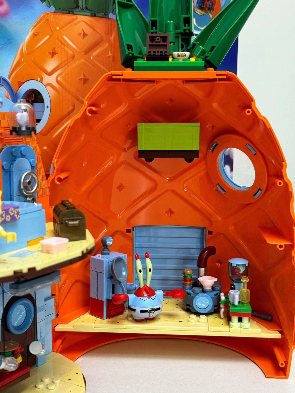 Pineapple House Model Building Blocks Kit Simplified Version