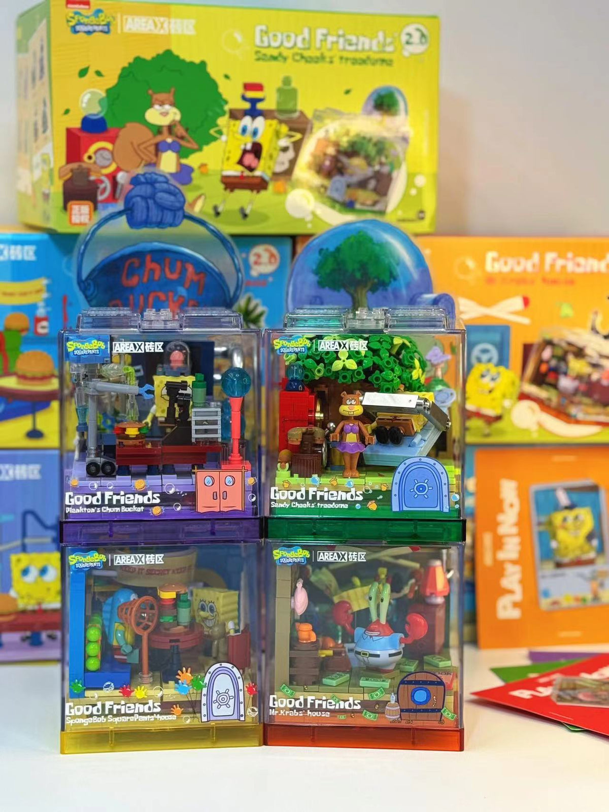 The Chum Bucket Sandy’s Treedome Anchor House Pineapple Restaurant Display Boxes