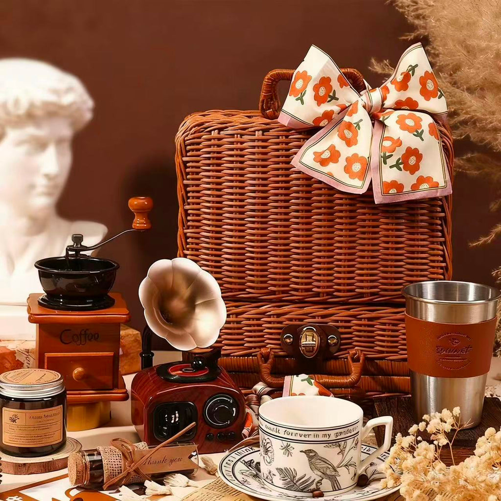 Vintage Manual Coffee Grinder Gift Set