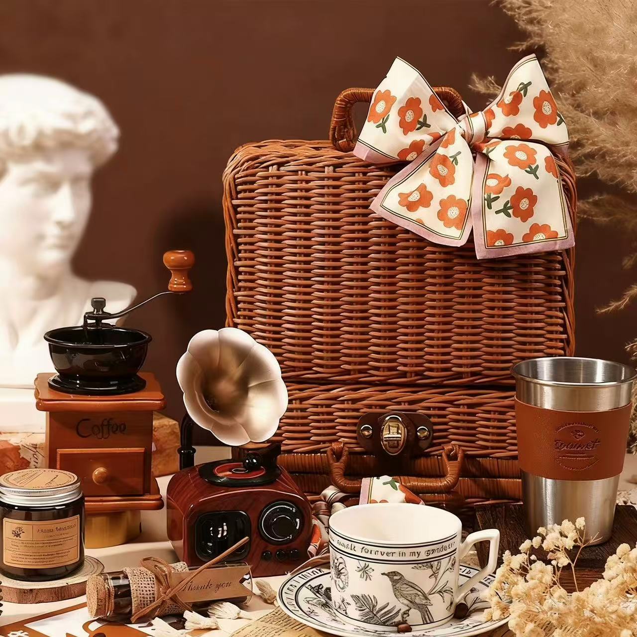 Vintage Manual Coffee Grinder Gift Set