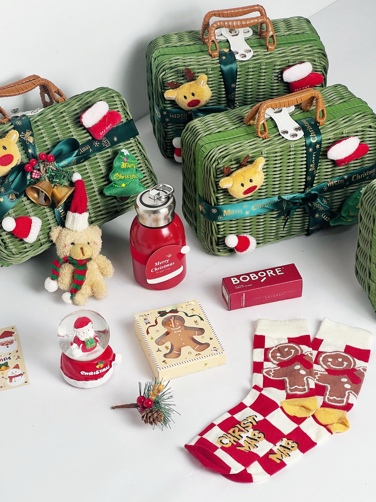 Santa Claus & Gingerbread Man Christmas Gift Basket
